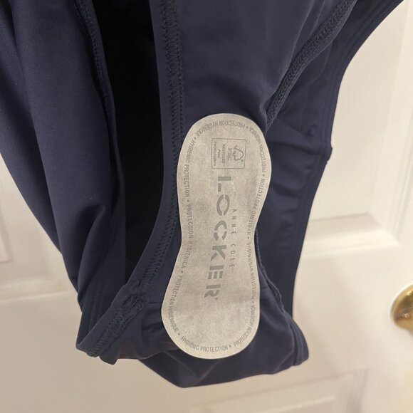 Sz 10 Anne Cole Women's Shirred Swimsuit - Picture 6 of 10